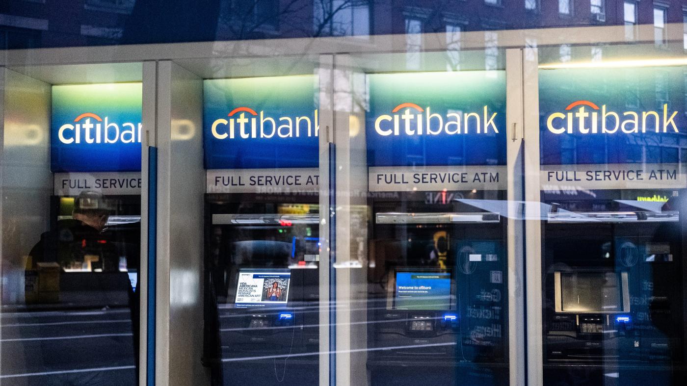 Foto de A probabilidade de sua agência bancária local fechar – Quartzo