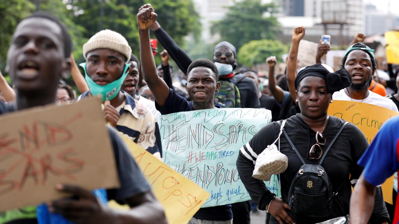 Foto de Como os nigerianos usam as redes sociais para organizar protestos #ENDSARS – Quartz Africa