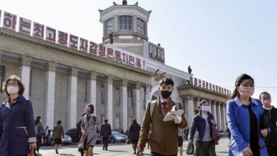 Foto de Coreia do Norte registra suas primeiras mortes por Covid – Quartz Daily Brief – Quartz