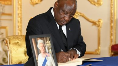 Foto de Presidentes africanos no Reino Unido para o funeral da rainha Elizabeth II — Quartz Africa