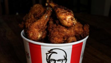 Foto de KFC culpou um bot por sua falha de marketing da Kristallnacht na Alemanha