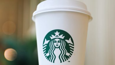 Foto de Starbucks reduzirá cobranças por opções de leite não lácteo